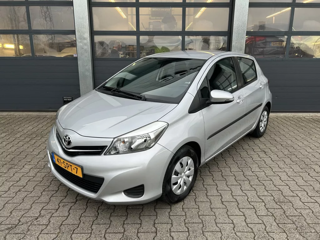 TOYOTA Yaris 1.0 12v VVT-i 69pk 5-drs Aspiration