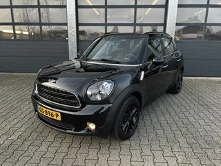 MINI Countryman 1.6 122pk Cooper Knockout Edition