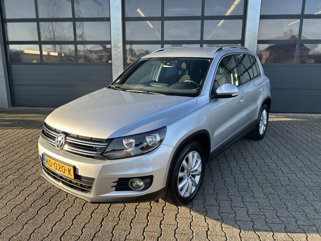 VOLKSWAGEN Tiguan 1.4 TSI 122pk Sport & Style