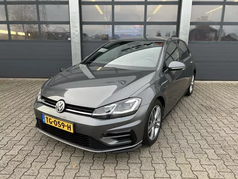 VOLKSWAGEN Golf Vii 1.0 TSI 110pk Highline Business R-line