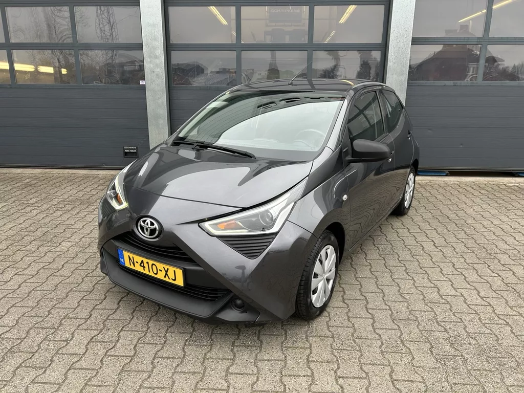 TOYOTA Aygo 1.0 VVT-i 72pk 5D x-fun