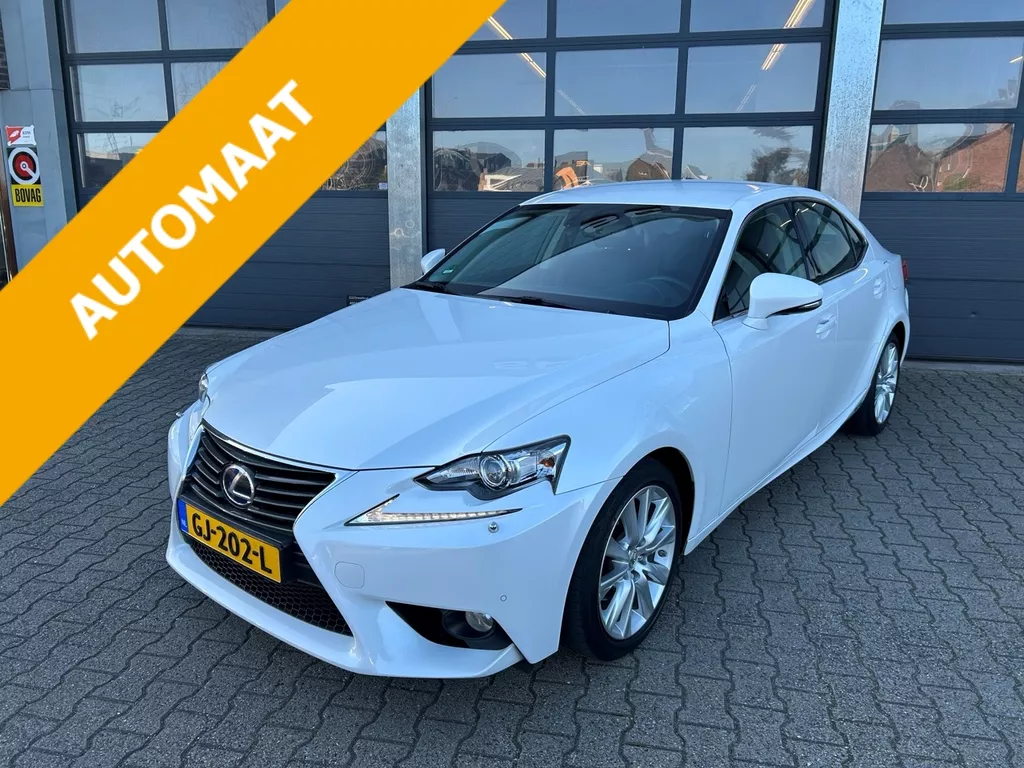 LEXUS Is 300h Hybrid 181pk Business Line