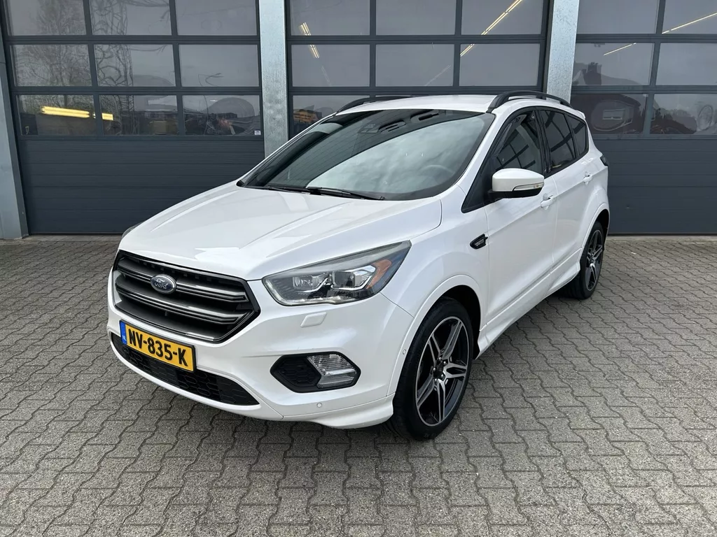 FORD Kuga 1.5 EcoBoost 120pk 2WD ST Line