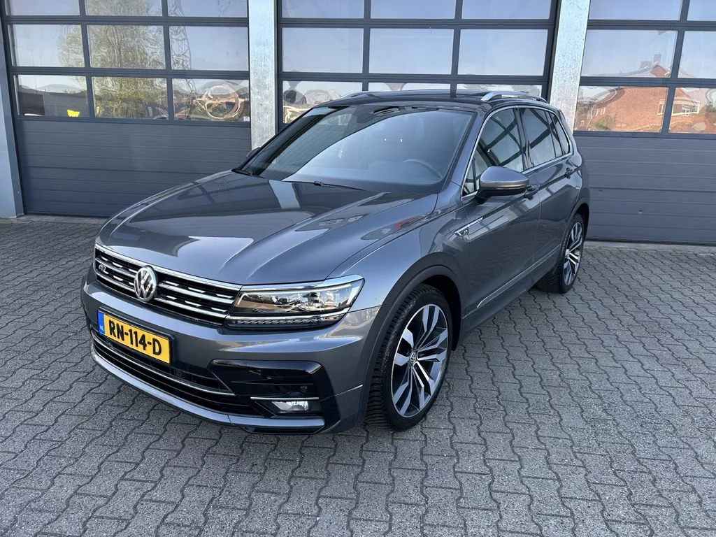 VOLKSWAGEN Tiguan 1.4 TSI ACT 150pk Comfortline Business R-Line
