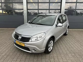 DACIA Sandero 1.2 16V 75pk Laureate