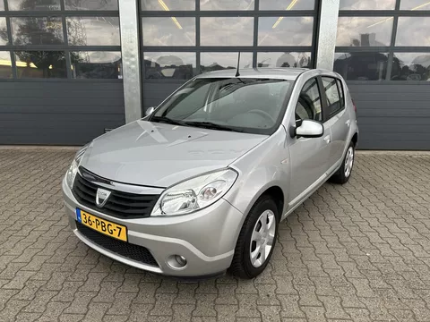 DACIA Sandero 1.2 16V 75pk Laureate