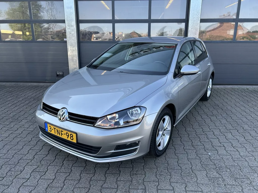 VOLKSWAGEN Golf 1.2 TSI 105pk BMT 5-drs Highline