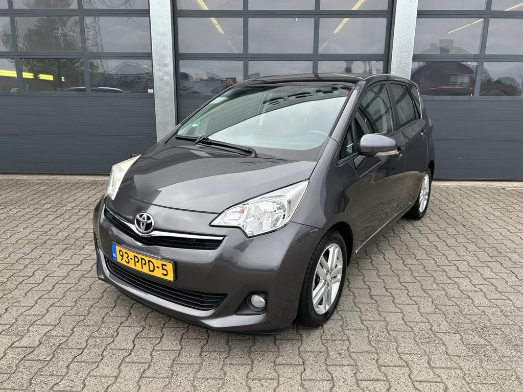TOYOTA Verso-S 1.3 VVT-i 99pk Aspiration
